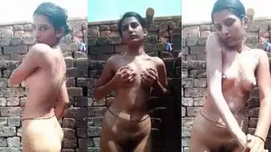 Indian Nude Girl Baths In An Open Area Indian Porn Tube Video