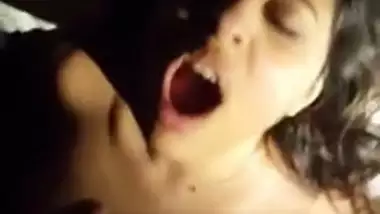 Sexy girlfriend gives awesome blowjob to Kerala bf