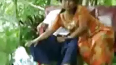 Daring Desi Aunty Sucks and Fucks Outside on Park Bench