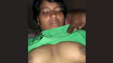 Hot Desi bhabhi exposed