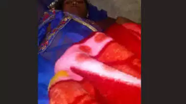 Bhabhi giving footjob and husband fingering in her pussy, enjoy her expressions