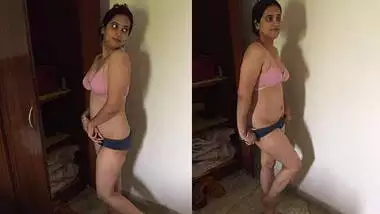 Newly married desi couple homemade video Hindi audio