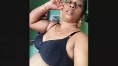 Mature Desi Aunty Nude Show - Indian Porn Tube Video