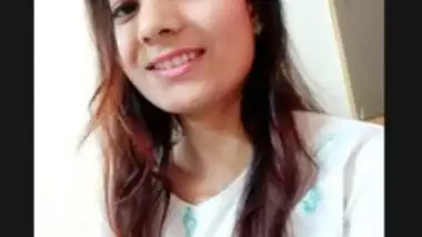 Cute Desi Girl Fingering (Updates)