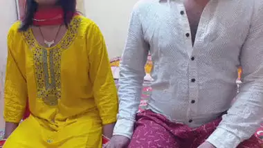 Desi village wife fucking first time for money