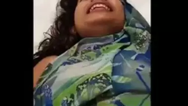 Tamil cute wife fingering her facial expressions will make you horny