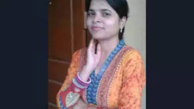 Beautiful Cute Indian Girl Showing