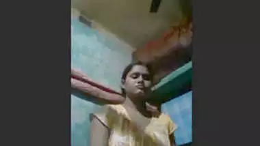 Desi Village Girl Shows Boobs and Pussy
