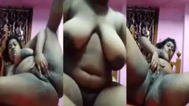 Horny chubby Bengali girl fingering her fat pussy