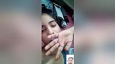 My Girlfriend Shows Her Boobs On Videocall. Very Horny Girls