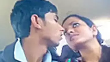 Leaked Video Of Sexy Bengali Gf Kissing And Fucking With Bf