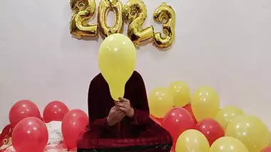Indian couple celebrates the new year by fucking hard