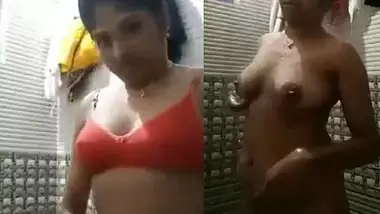 Tamil college dancer nude bath video for lover