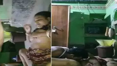Neighbor bhabhi ki chudai village sex scandal