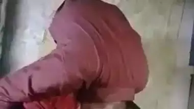 Married Desi XXX couple’s sex caught on MMS