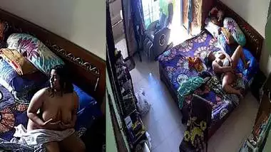 Unsatisfied girl desi fingering caught on viral CCTV